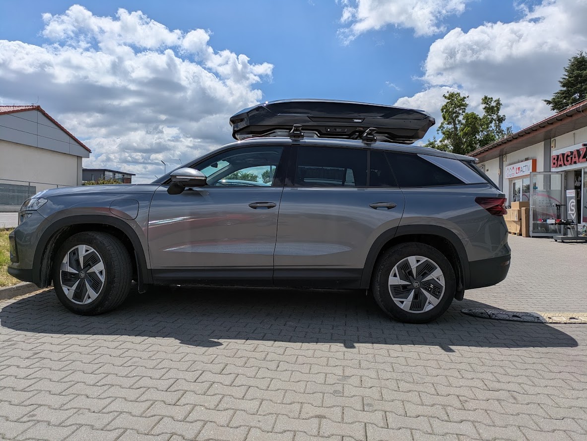 Skoda Kodiaq z boxem dachowym Thule Motion 3 XL ? duża pojemność 500 litrów